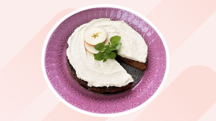 Recept: Äppelkaka med brown butter frosting.